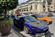 Cả dàn McLaren & Ferrari 488 GTB bạc tỷ "tắm nắng" ở Sài Gòn