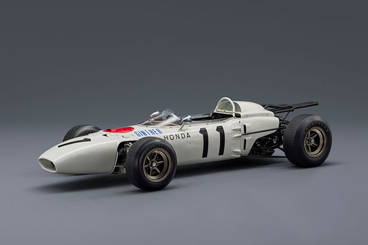 ホンダF1の模型車は6億6200万ベトナムドン以上もする。これは本物の