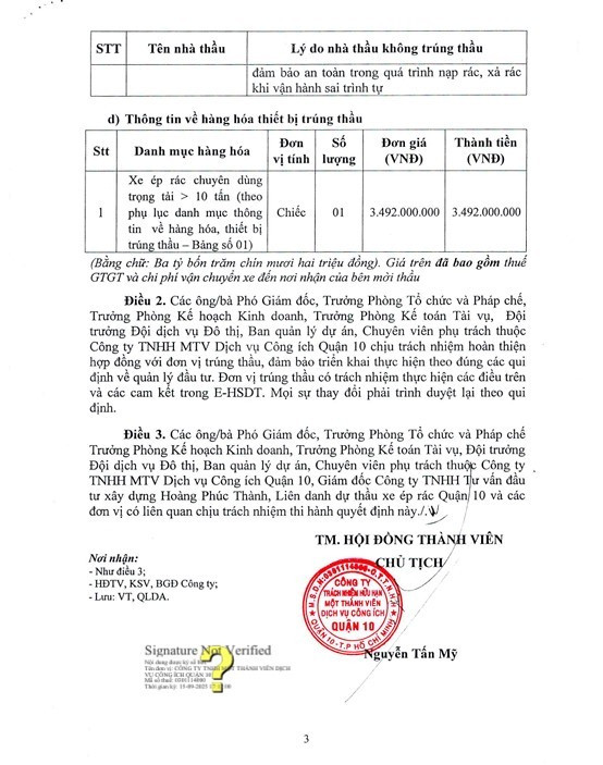 Chủ tịch Công ty TNHH MTV Dịch vụ Công ích Quận 10 - Ông Nguyễn Tấn Mỹ đã ký Quyết định 1077/QĐ-QLDA-CTY Liên danh dự thầu xe ép rác Q10 (Công ty CP Vận tải Ô tô số 2 - Công ty Đức Long) trúng với giá 3,492 tỷ đồng. Nguồn: MSC 8.jpg