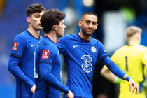 Chelsea thanh lý 5 “ông kễnh”, bất ngờ Hakim Ziyech