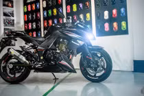 Kawasaki Z1000 đời cũ "độ cực chất" của dân chơi Sài Gòn