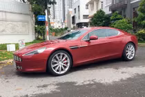 Siêu xe Aston Martin Rapide màu “độc” giá 5 tỷ tại VN