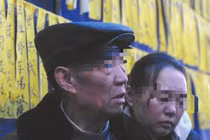 Con trai thừa nhận ngoại tình, bố mẹ để hết tài sản cho con dâu