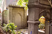 Cảnh khó tin ở khu mộ đá của đại gia nức tiếng Sài Gòn xưa