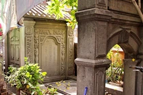 Cảnh khó tin ở khu mộ đá của đại gia nức tiếng Sài Gòn xưa