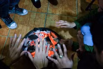 Những cách sưởi ấm ngày rét đậm, rét hại cực nguy hiểm