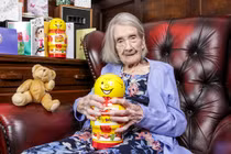 Cụ bà 109 tuổi cả đời tuyệt đối “kiêng” đàn ông