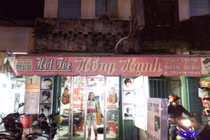 Tên cướp táo tợn vào tiệm cắt tóc cướp vàng, xe máy