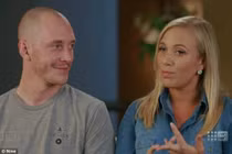 Căn bệnh lạ khiến hai chị em chết dần vì... mất ngủ