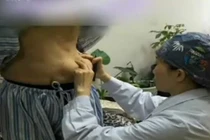 PTTM "núi đôi" nhưng ngực ngày cảng nhỏ, còn bụng to hơn