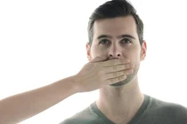 Dấu hiệu bệnh tật đằng sau triệu chứng nấc cụt khó hiểu