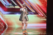 Thí sinh The X-Factor 2016 tự tử vì áp lực dư luận