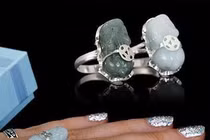 Đeo nhẫn tỳ hưu thế nào để tài lộc phi thẳng vào nhà? 