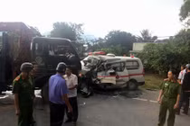 Tai nạn kinh hoàng ở Bình Thuận, 3 người thương vong