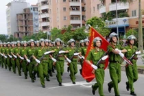 Công an không tiếp khách, nhận hoa mừng ngày thành lập ngành 