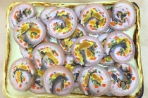 Công thức làm giò hoa ngon đẹp mắt cho Tết của mẹ Việt