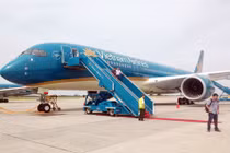 Máy bay hiện đại Airbus A350 của Vietnam Airlines trục trặc