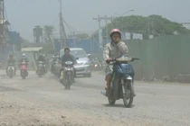 Không khí có thủy ngân, người già và trẻ nhỏ nên hạn chế ra ngoài