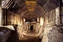 Tìm kiếm tàu chở châu báu thời Phát xít Đức 