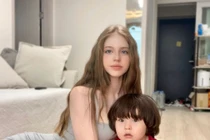 Hot mom người Nga xinh như mộng gây chú ý khi làm mẫu ở Hàn Quốc