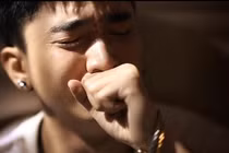 Sốc nặng khi nghe lời thú nhận của bạn gái trước ngày về sống thử