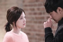 Đồng ý cho bạn trai dọn tới ở, cô sốc khi thấy hành động của anh