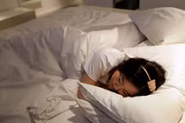 Thiếu nữ xinh đẹp chuyên nghề “sống thử”, đút túi gần trăm triệu/tháng