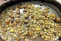 Dấu hiệu sỏi thận tấn công phụ nữ chuẩn nhất