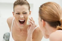 7 sai lầm tệ hại khó chữa khi trị da cháy nắng