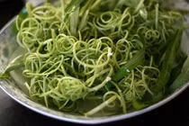 5 loại rau sống mùa hè rất dễ nhiễm giun sán, hóa chất