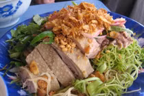 Quán ngon đông khách: Vịt vỉa hè ngon rẻ Hà thành