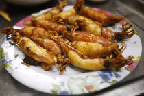 Quán ngon đông khách: Ăn hải sản ngon rẻ ở HN