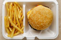 Xem cơ thể biến đổi khủng khiếp khi lạm dụng đồ ăn nhanh