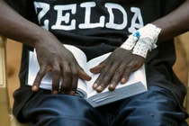 Cấm quan hệ tình dục với người sống sót sau Ebola