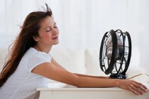 Cách giải nhiệt sai bét của bà bầu trong mùa nóng