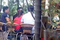 Bắt quả tang thương lái Trung Quốc mua thanh long chui