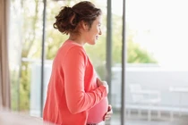 Lưu ý giúp bà bầu giữ ấm những ngày rét đậm