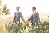 Ảnh cưới lãng mạn tuyệt vời của cặp đồng tính nam