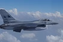 Máy bay chiến đấu Thái Lan rơi, phi công tử nạn