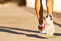 5 lưu ý giúp bạn không kiệt sức khi chạy bộ mùa hè