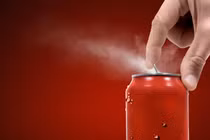 9 tác hại bất ngờ của đồ uống có ga