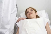 4 xét nghiệm sức khỏe sinh sản nên làm trước hôn nhân