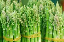 9 loại thảo mộc giúp phụ nữ cân bằng hormone 