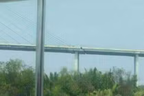 Bác tin đồn nứt cầu Phú Mỹ