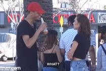 Cô gái xinh đẹp mời 100 đàn ông quan hệ tình dục 