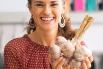 Tác dụng kinh ngạc khi ăn 1 tép tỏi sống mỗi ngày