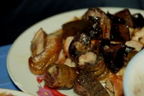 Quán ngon đông khách: Những quán lòng lợn ngon nhất Hà Nội