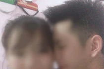 Bố treo cổ 2 con rồi tự tử ở Tuyên Quang: Lộ bức ảnh vợ với trai lạ?