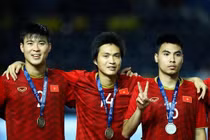 ĐTQG Việt Nam "bỏ xa" Thái Lan 20 bậc trên bảng xếp hạng FIFA