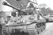 Ngạc nhiên chiếc xe tăng sống dai nhất Chiến tranh Thế giới thứ 2